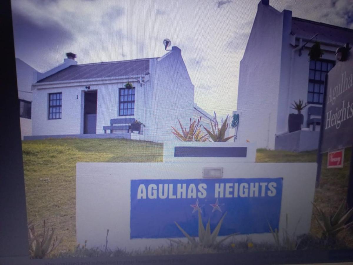 Agulhas Heights Self-Catering Cottages Dış mekan fotoğraf